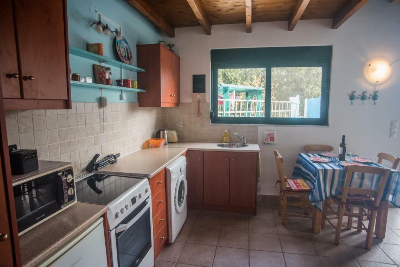 Villa Afou Afrata Екстер'єр фото